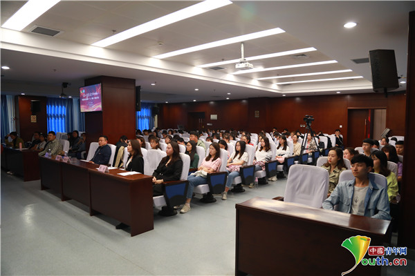 优秀青年事迹分享会在内蒙古医科大学举办