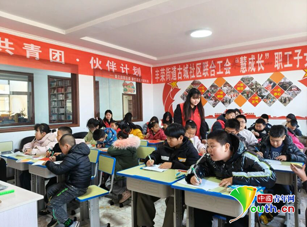 辽宁省大连市普兰店区：“青”心守护少年儿童成长