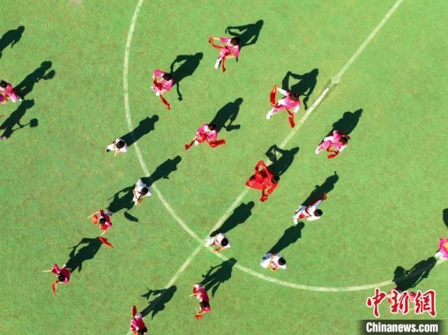 ����ѧ���������ŵ����衣(���˻���Ƭ) ������ ��